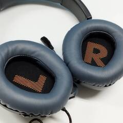 JBL QUANTUM 100 ゲーミングヘッドセットの画像
