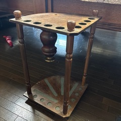 ビリヤード台　キュー付き
の画像