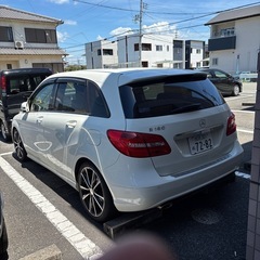メルセデスベンツ B180の画像