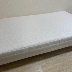 シングルベッドの画像