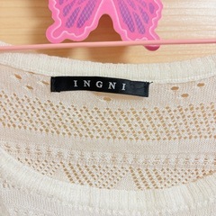 INGNI 白トップス　M sizeの画像