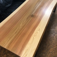 新品 無垢 一枚板ダイニングテーブル ウレタン塗装 近場配送無料☆の画像