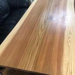 新品 無垢 一枚板ダイニングテーブル ウレタン塗装 近場配送無料☆の画像