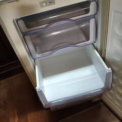 冷凍庫　elabitax  ECF103 冷凍ストッカーの画像