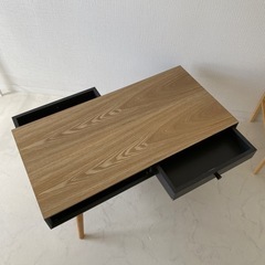 センターテーブルの画像