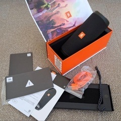 JBL FLIP4 ワイヤレススピーカーの画像
