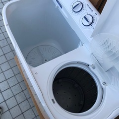 二槽式　洗濯機 5.5kg　22年製　ハイアールの画像