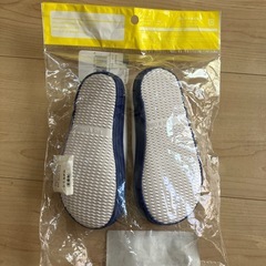 新品未開封　上履き　上靴　ヒラキ　16cmの画像