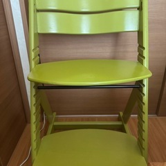 ベビーチェアの画像