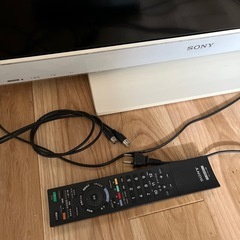 SONY BRAVIA 32㌅テレビ　白色系の画像
