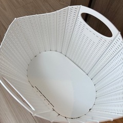 (取引中)洗濯かご 折り畳み式　ニトリの画像