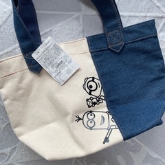 ミニオン　トートバッグ　ハンドバッグ　キャラクター　刺繍の画像