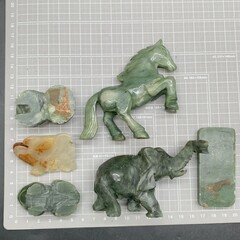 6点おまとめ天然石 パワーストーン 翡翠　象/馬/亀 /帰る/印材プレート 彫刻 6点 縁起物 置物 飾り物 インテリアの画像