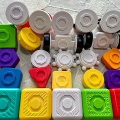 ベビーアインシュタイン　コネクタブル　マグネット　ブロック　ベビー　知育玩具の画像