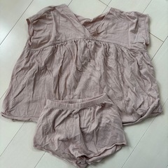 子供服　95サイズ　15点まとめ売り　ベビー服　夏物　半袖　半ズボン　肌着　タンクトップ　セットアップ　総柄　ディズニー　GAPの画像
