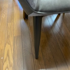 グレー　北欧風　ダイニングチェア　革調の画像