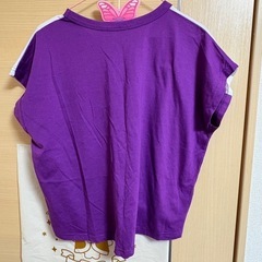 紫Tシャツ　150cmの画像