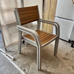 【武蔵小山店】〈2脚セット〉IKEA SJÄLLAND シェランド ガーデンチェア チェア ダイニングチェア スタッキングチェア スチール 木製座面 北欧デザイン 屋外 屋内 椅子 イス カフェチェア おしゃれ 中古家具 重ね置き 省スペース クッション 付き FRÖSÖN フローソーン SJALAND sjalland FROSON frosonの画像