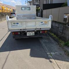 ２トンダンプの画像