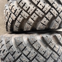 タイヤショベル用スパイクタイヤ　12.5/70-16 ヨコハマ4本セットの画像
