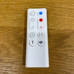 ダイソンAM09 hot+cool　リモコン付きの画像