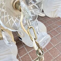 豪華なシャンデリアの画像