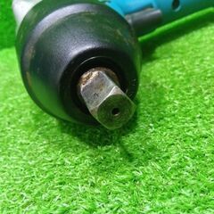 マキタ TW0250 インパクトレンチ【船橋馬込店】【店頭取引限定】【中古】ITQKQ6C0520Aの画像