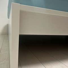 美品‼️ 値段交渉可　IKEA クイーンサイズベッド、ベッドベース付き【8月11日まで】　の画像