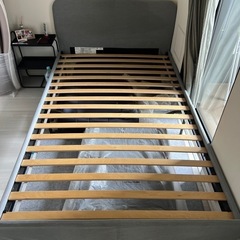 マットレス付きベッドの画像