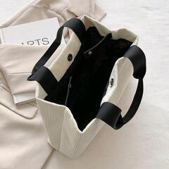美品✨ハンドバッグの画像