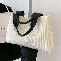 美品✨ハンドバッグの画像