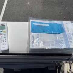 DAIKIN ルームエアコン Eシリーズ 主に18畳用 F56ZTEP-W 2022 年製の画像