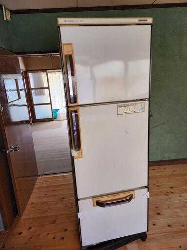 昭和冷蔵庫 昭和レトロ冷蔵庫 (mayafalcon) 勝浦のキッチン家電《冷蔵庫》の中古