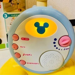 折りたたみベビーベッドにも対応♪やわらかガラガラメリーデラックスプラスの画像