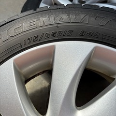 GOOD YEAR  スタッドレスタイヤ  175/65R15 84Q  ICE NAVI7 【4本】の画像