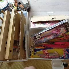 釣り用具　電動リ〜ルと竿と糸の画像