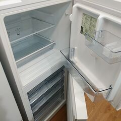 3か月間保証☆配達有り！22000円(税込み）ツインバード 146L 2ドア冷蔵庫 2023年製 ホワイト 引き出し冷凍庫の画像