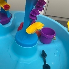 水遊び　ウォーターテーブル　の画像