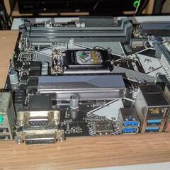 マザーボード asus B365 Plus Intel 8.9世代用の画像