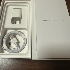 iPhoneの空箱セット 純正のライトニングケーブル付きの画像