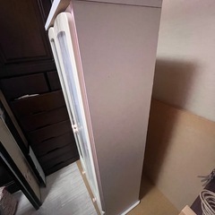収納棚の画像