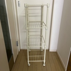 スチールラックの画像