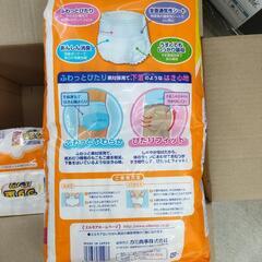 🌈いちばんうす型パンツ M-L 16枚入り×4パック 未開封1箱の画像