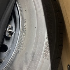 ハイエース　純正タイヤ、ホイールの画像