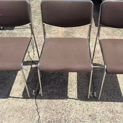 決定)椅子3脚お譲りしますの画像
