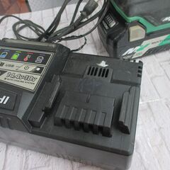 HiKOKI ハイコーキ DH36DPA ハンマドリル 中古品 バッテリ18-36V一個/充電器 ※ケース無し 28mm 【ハンズクラフト宜野湾店】の画像