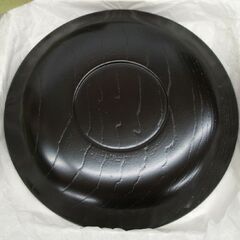 未使用品 茶道具 表完堂 川瀬表完　丸 菓子皿　黒×朱色 20.5cm　菓子器 伝統工芸 漆器 ☆ PayPay(ペイペイ)決済可能 ☆ 札幌市 豊平区 平岸 平岸店の画像