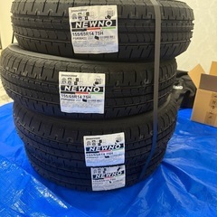 155/65/r15タイヤ4本の画像