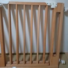 ベビー　ゲート　柵　の画像