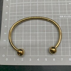 定価3.3万 イオン・マグネットブレスレット　バングル　OHLE SUPER ION MAGNET BRACE　メンズレディース　ゴールドカラー　の画像